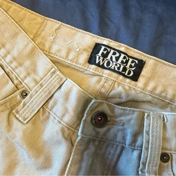 Free World Men’s Pants (Size 31 - Used - Good Condition) 🤙🏼 - Picture 6 of 6
